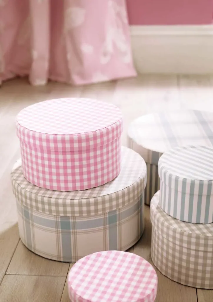Little Sanderson Abracazoo Karostoff Whitby lavendel