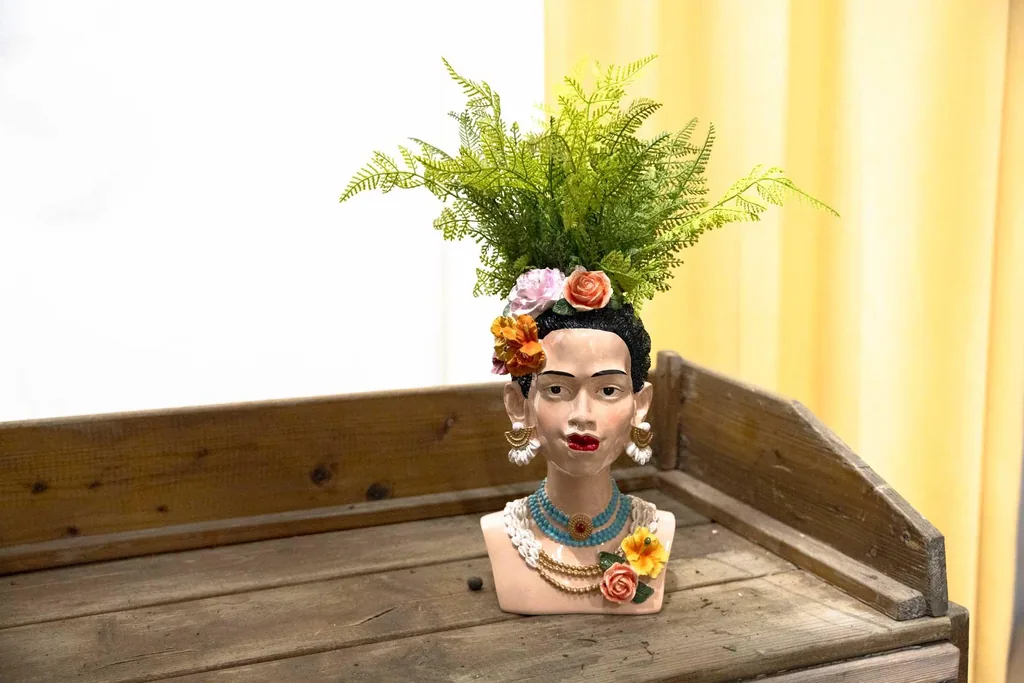 Blumenlady Vase - 30 cm - Wasserfeste Dekorative Vase