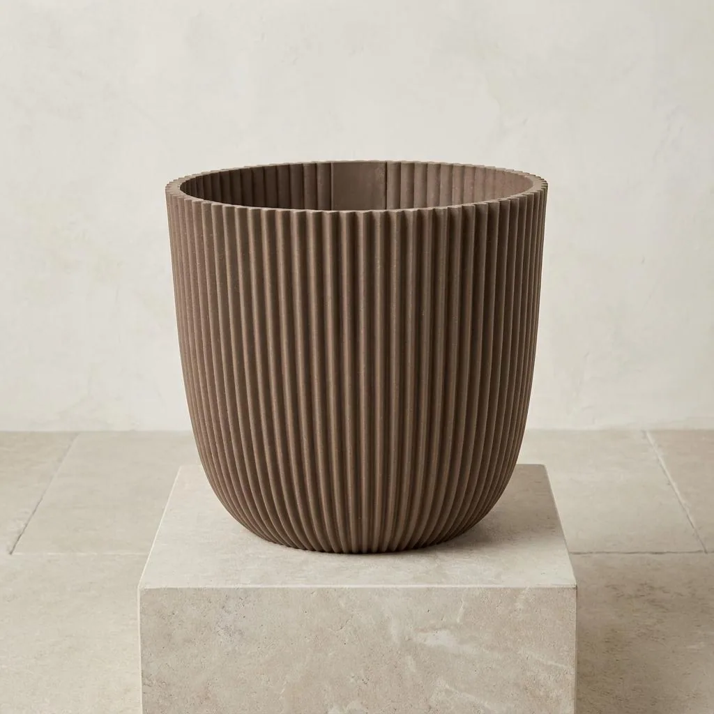 Capi Pot Nature Groove Hergestellt mit Warm Taupe - D22cm