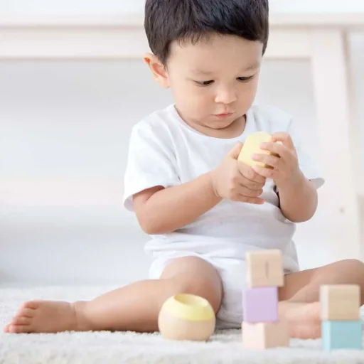 Plan Toys Sinnesklötze Holz pastell