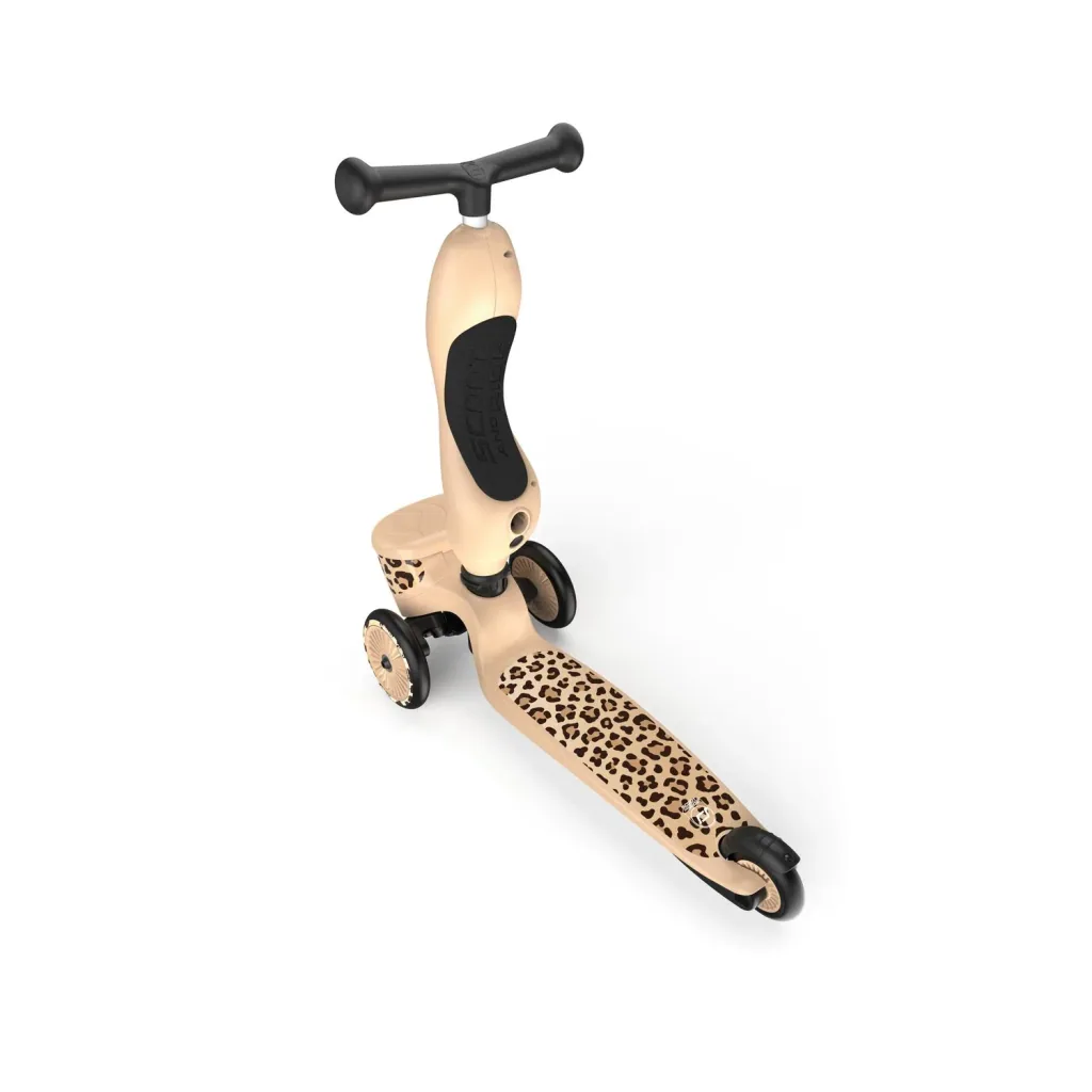 Scoot & Ride Highwaykick 1 Lifestyle, 2in1 Roller, Kickboard, Scooter mit sitz, Farbe: Leopard