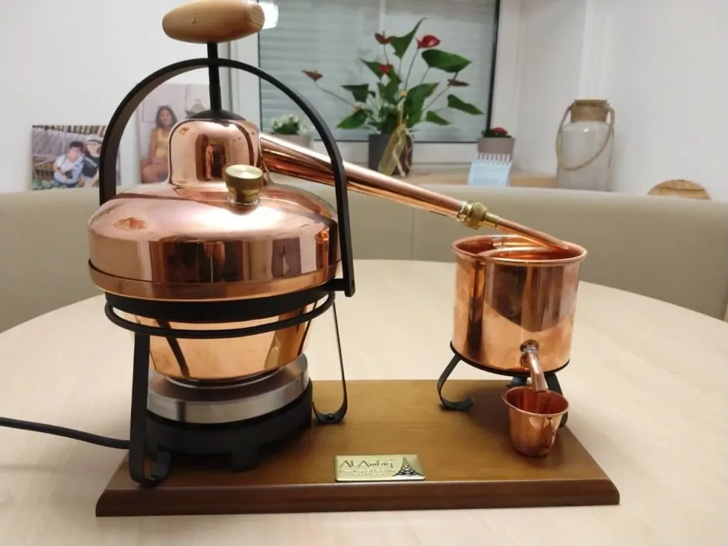 Destille, Destilliergerät, Destillationsapparatur - mit Spiritusbrenner, 1,25L