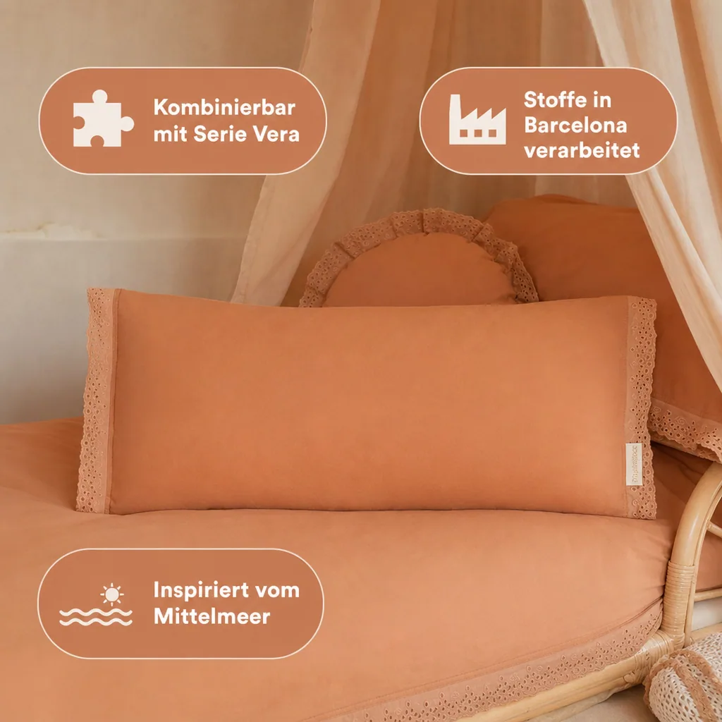 Nobodinoz Kissen rechteckig "Vera" Lochstickerei Sienna braun