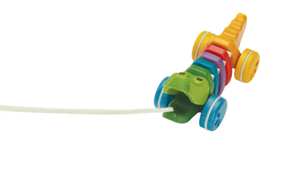 Plan Toys - Nachziehtier - Regenbogen Krokodil, Gummibaumholz