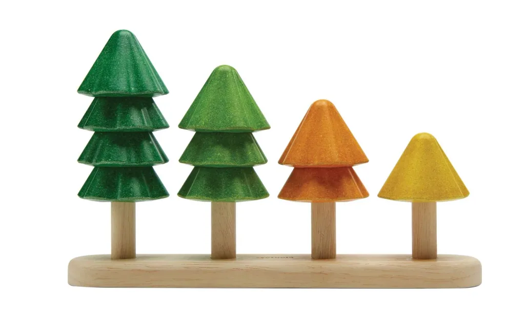 Plan Toys - Sortierspielzeug - Sortieren und Zählen Bäume, Gummibaumholz