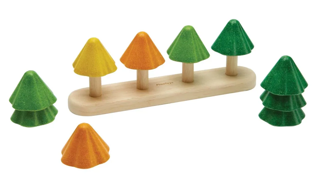 Plan Toys - Sortierspielzeug - Sortieren und Zählen Bäume, Gummibaumholz