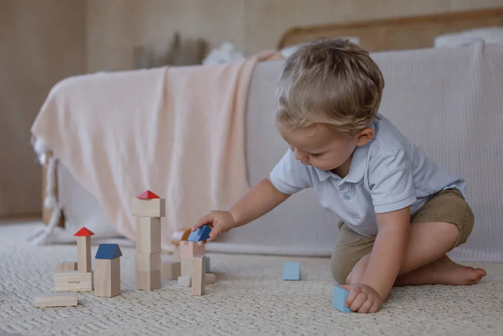 Plan Toys Bauklötze Orchard Holz bunt