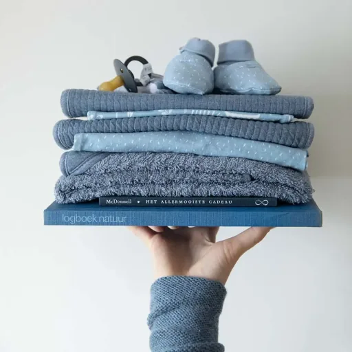 Little Dutch Baby Kuscheldecke uni blau "Pure Blue", Größe: 70 x 100 cm