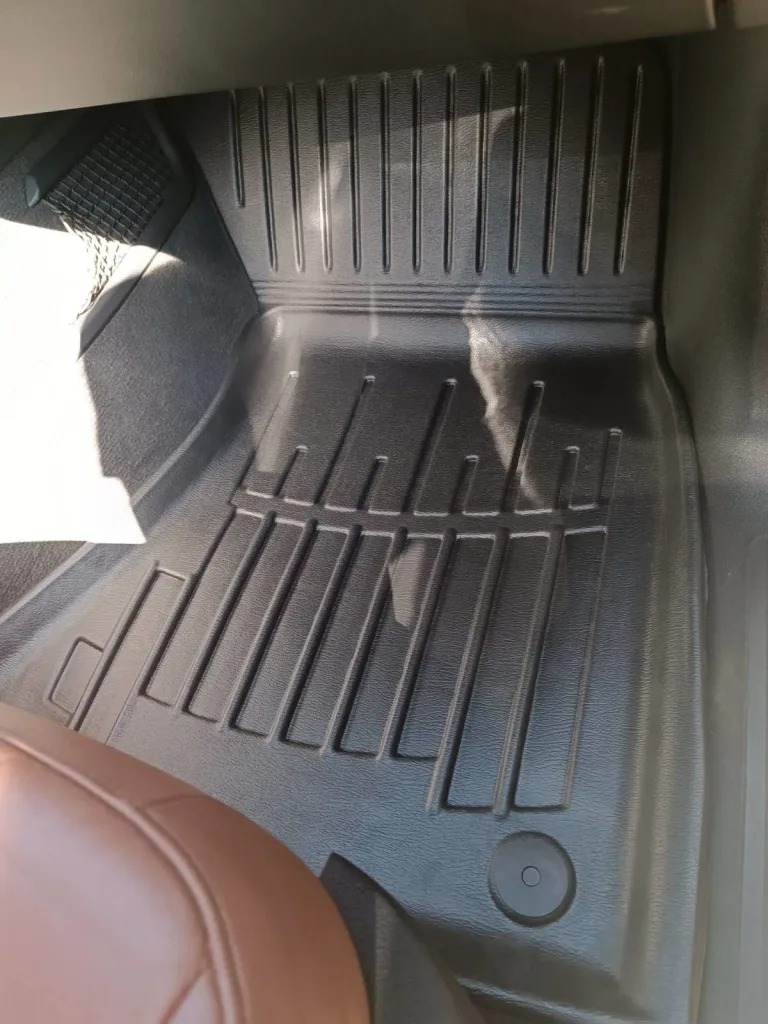 Gummifußmatten Audi Q5, 3D Fußmatten, passgenau, Audi Q5 8R (2008-2016)