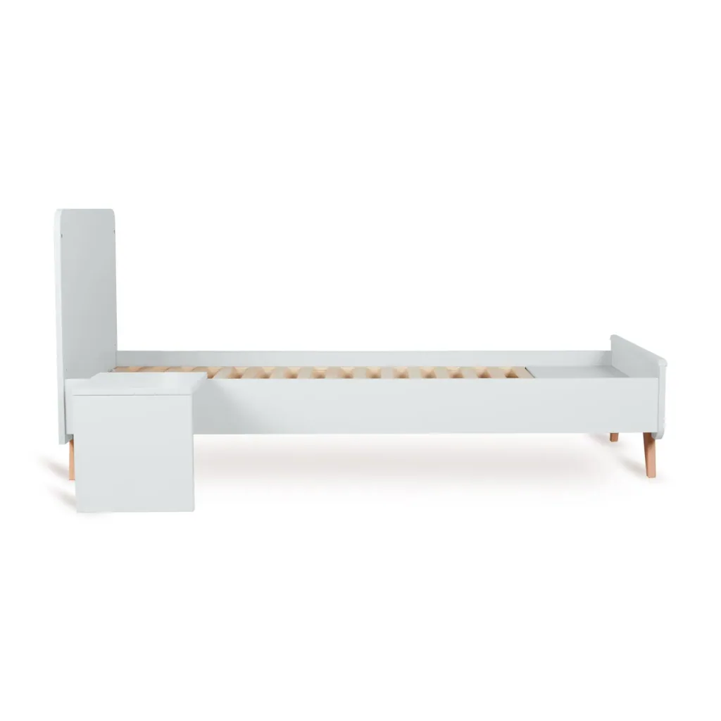 Quax Loft Junior Kit 170x70 cm | Umbauset für Loft Babybett zum Juniorbett | Mit Nachttisch & Bettgitter-Option, Farbe: weiss