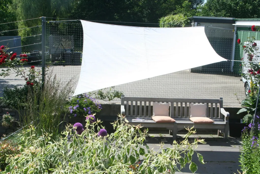 Viereck-Sonnensegel wasserabweisend weiss 250 x 300cm