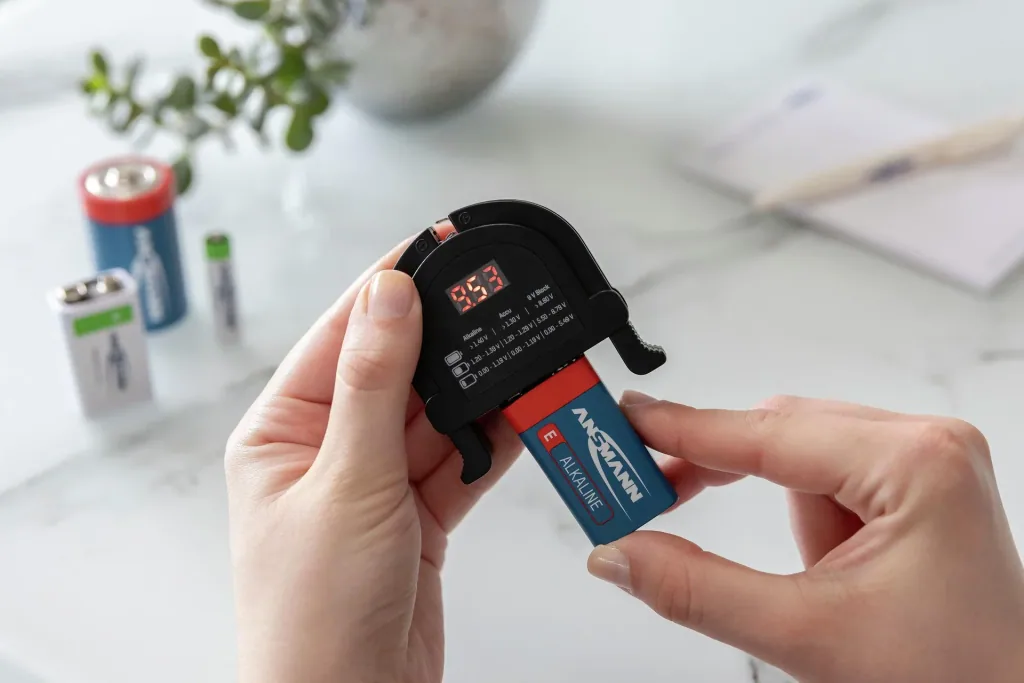 Akku- und Batterie Tester, universell einsetzbar