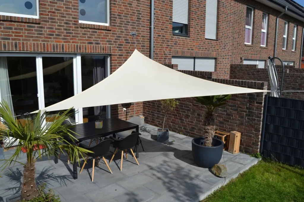 Dreieck-Sonnensegel wasserabweisend elfenbein 360 x 360 x 360cm