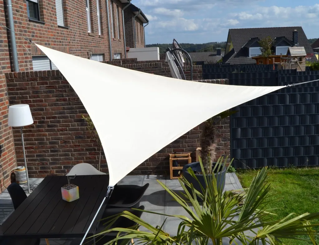 Dreieck-Sonnensegel wasserabweisend elfenbein 360 x 360 x 360cm