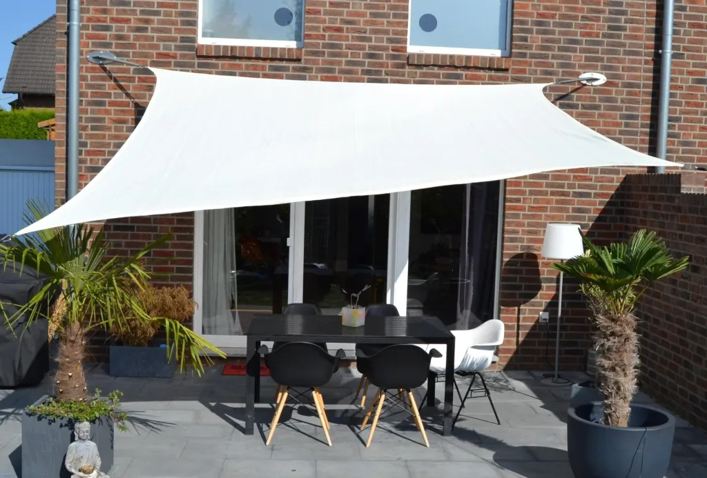 Viereck-Sonnensegel HDPE creme weiss 360 x 360cm
