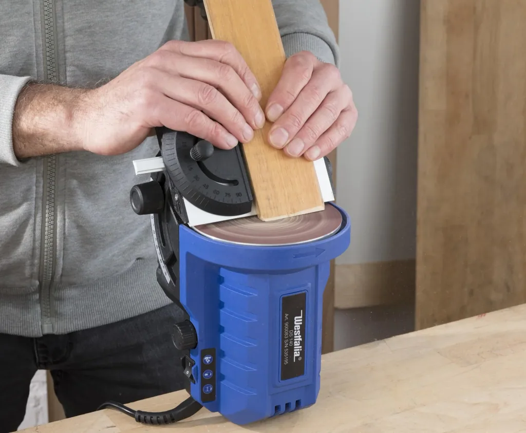 Tellerschleifer mit Gehrungswinkel, 140 Watt
