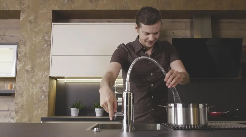 Aquadon Smart Heater, Warm- und Kaltwasserarmatur