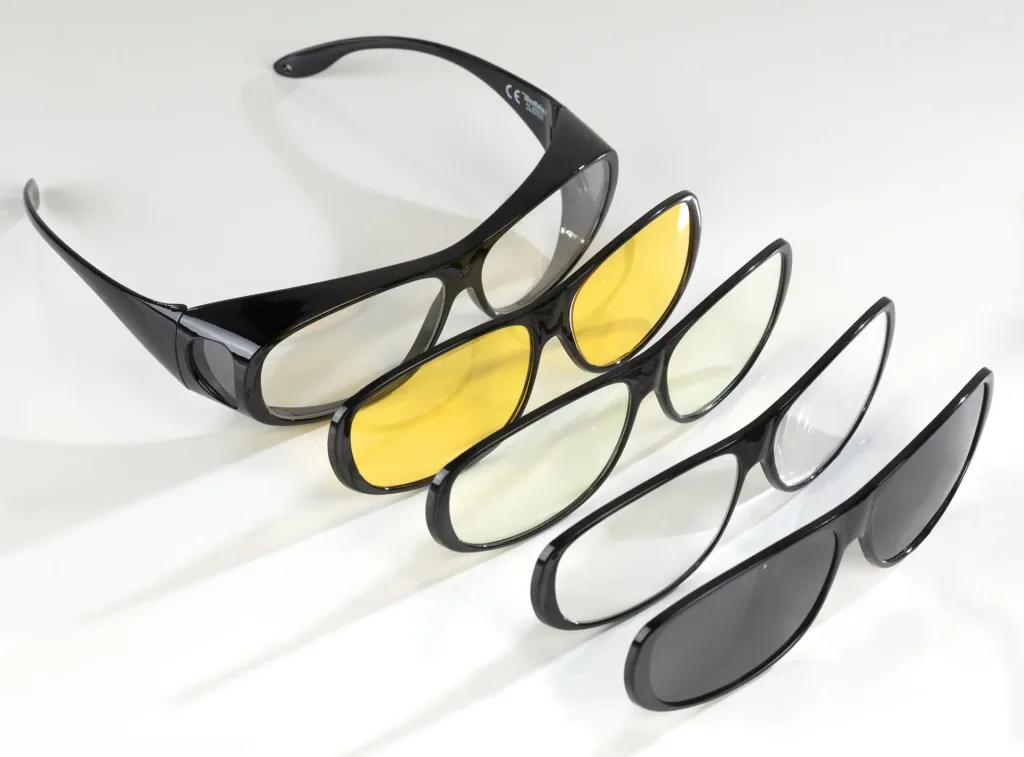 Schutzbrille mit 4 Wechsel-Rahmen