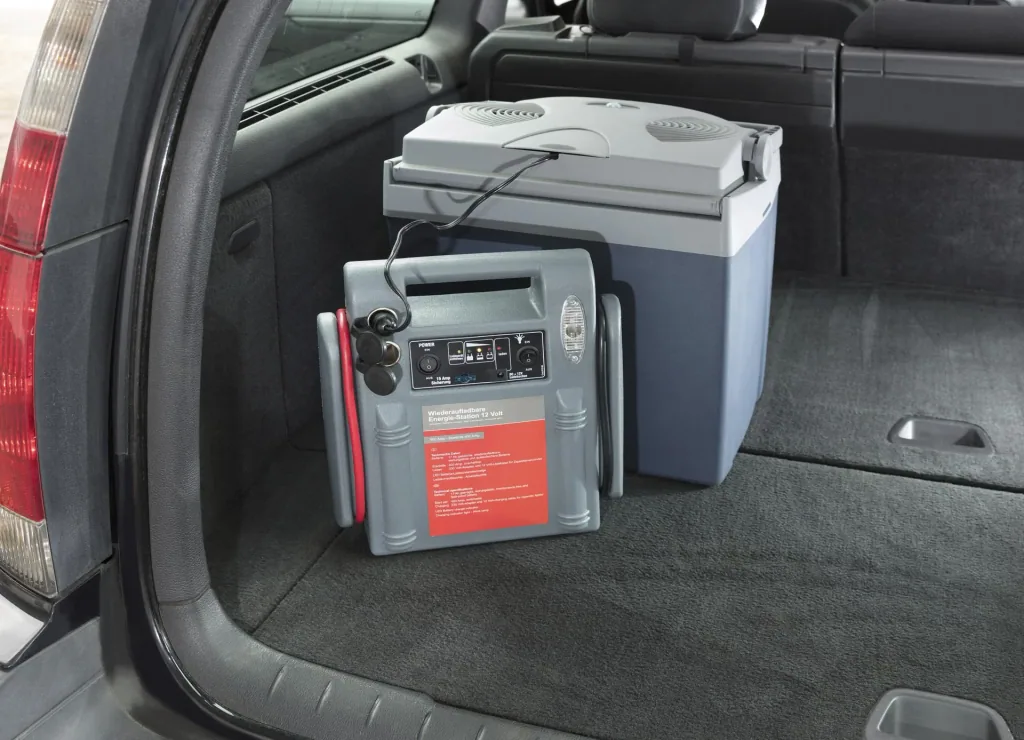 Powerpack 900 A - 15 AH - 12 Volt - 3 in 1 - Starthilfe - Arbeitsleuchte - Energie-Station