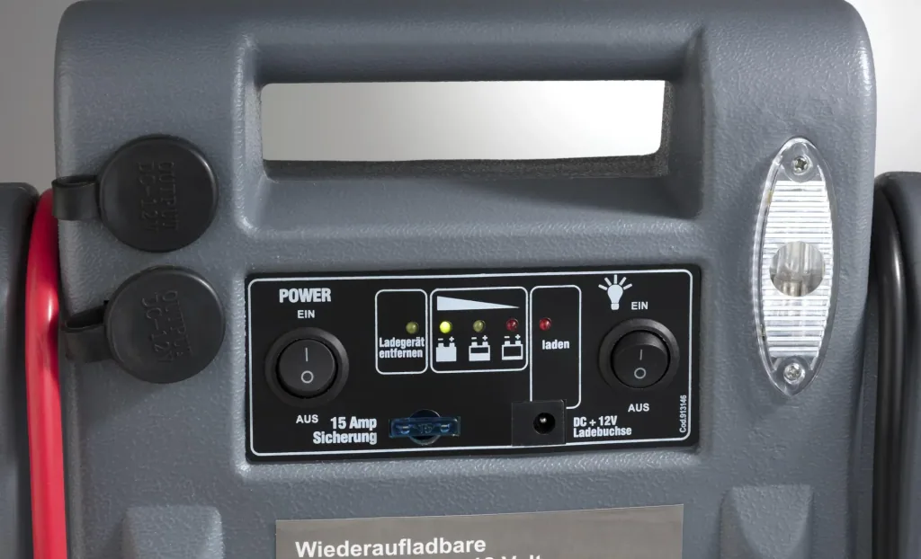 Powerpack 900 A - 15 AH - 12 Volt - 3 in 1 - Starthilfe - Arbeitsleuchte - Energie-Station