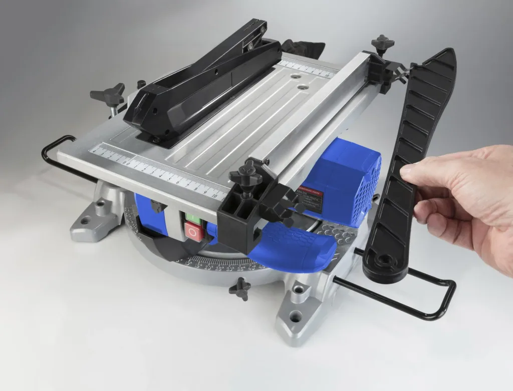 Tisch-Kapp und Gehrungssäge TKG 210/30, 1200 Watt