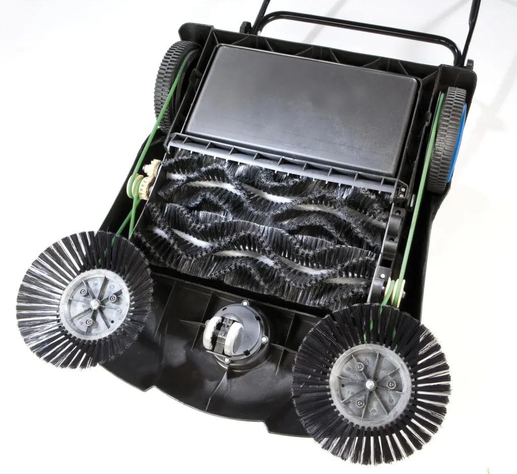 Kehrmaschine, 70 cm Arbeitsbreite, 14 Liter Schmutzbehälter