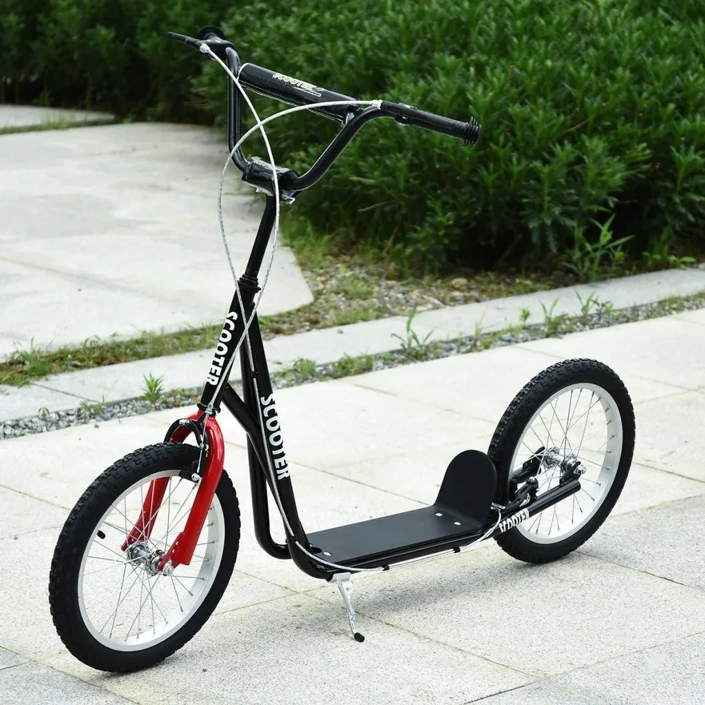 Kinderscooter mit Handbremse