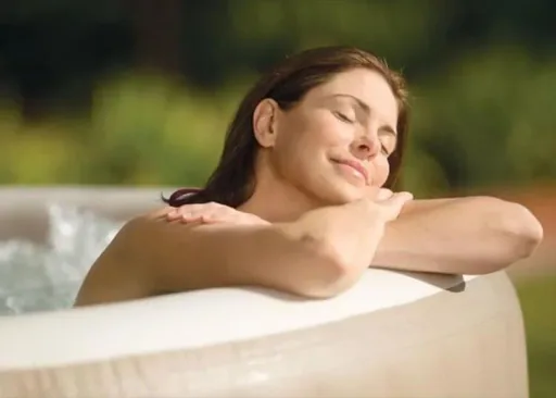 Bubble Spa mit Energy Efficient Spa Cover 91 x 71 cm