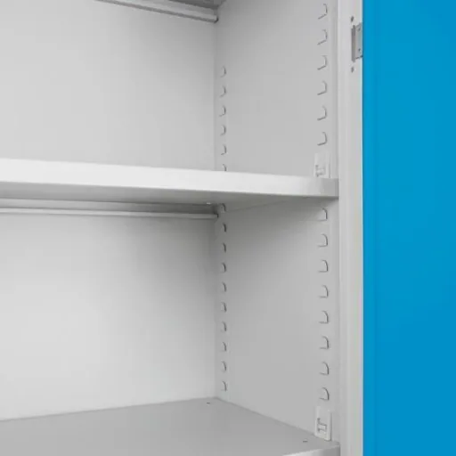Flügeltürschrank RAL 7035/5012, 195x92x42cm