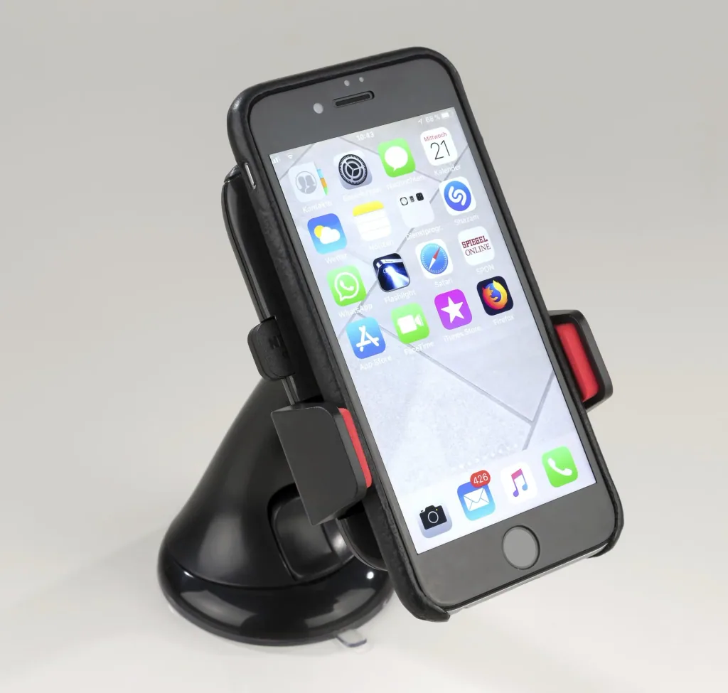 Smartphone und Handyhalter mit Saugfuß
