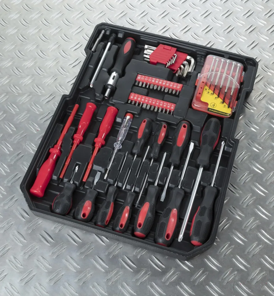 Werkzeugkoffer auf Rollen 186-teilig