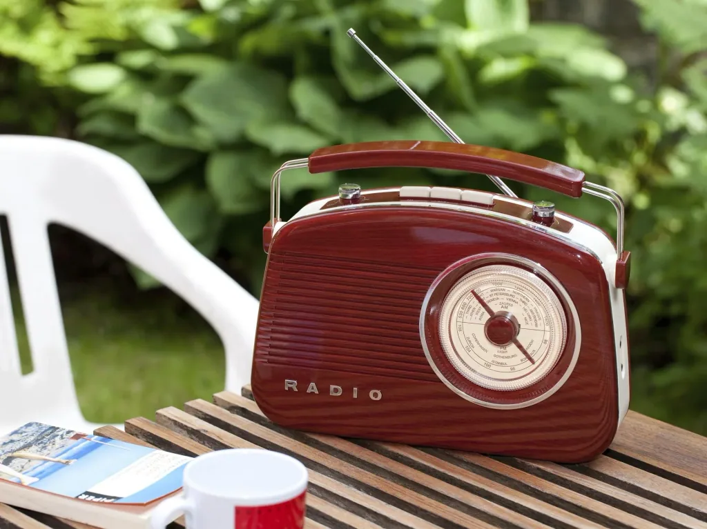 Großes Nostalgie Kofferradio