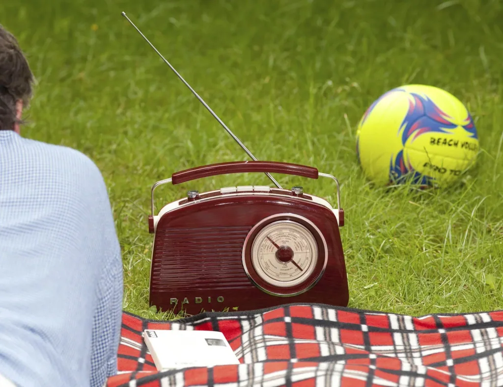 Großes Nostalgie Kofferradio