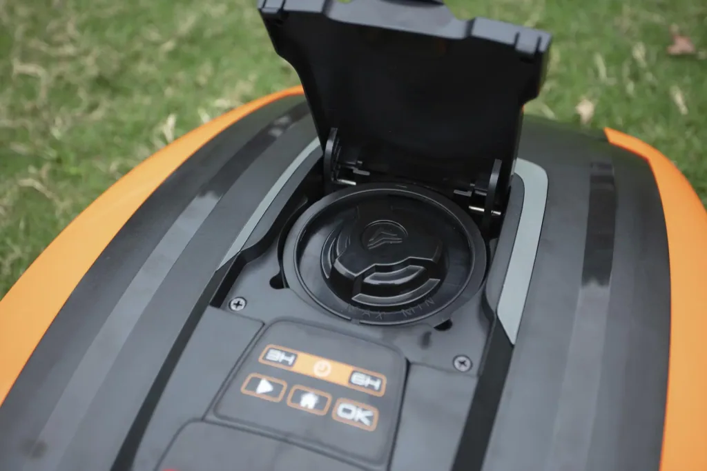 Mähroboter EASYMOW 260B - bis 260 m²