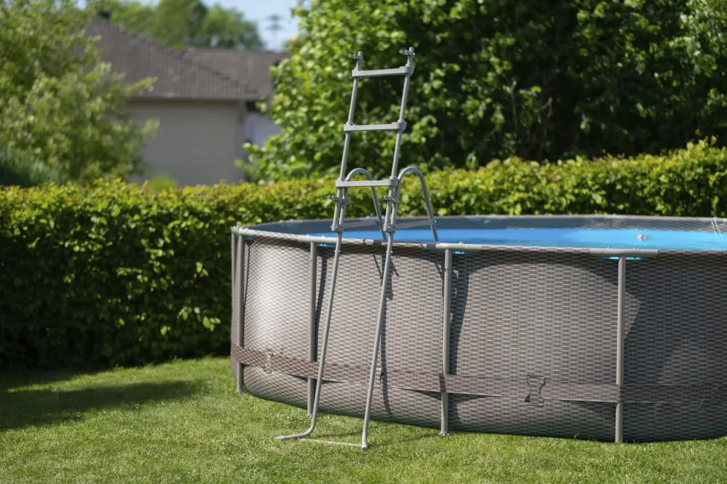 Summer Waves Active Frame Pool Ø457 x 106 cm rattan braun