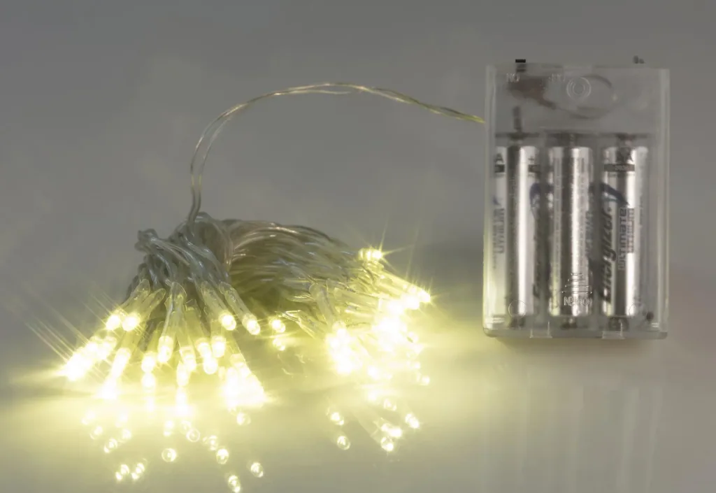LED Lichterkette mit 50 warmweißen LEDs, batteriebetrieben