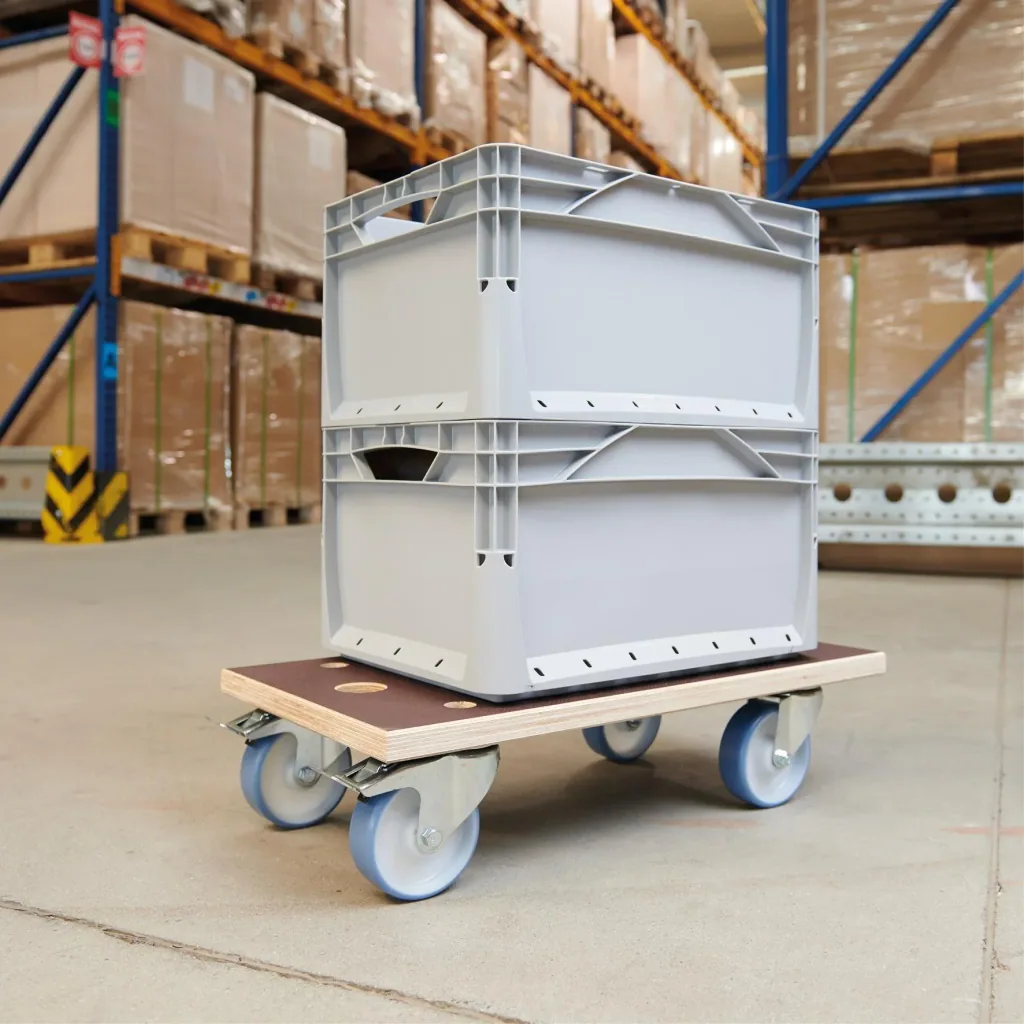 Transporthilfe MM 1341, 57,5 x 30 x 15 cm, harte Rollen Ø 100 mm, Rollenlager, 2 Bremsen, Platte FSC®, Tragkraft 500 kg
