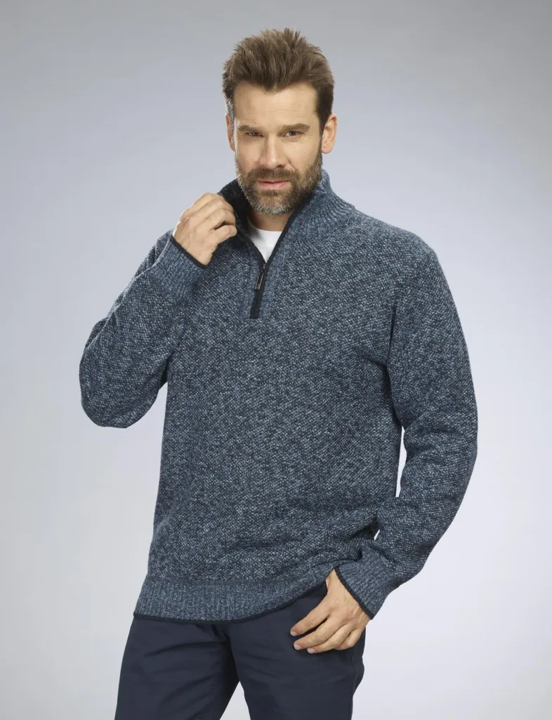 Strickpullover, Farbe marine, Gr.M