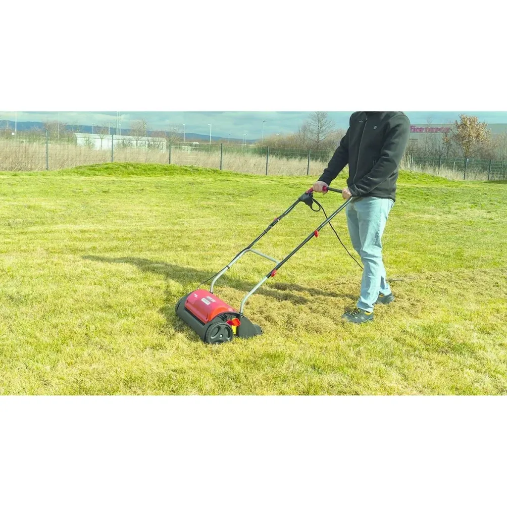 Elektro-Vertikutierer inkl. zusätzlicher Vertikutierwalze - 1200W - 31 cm Arbeitsbreite - 19-fache Tiefeneinstellung