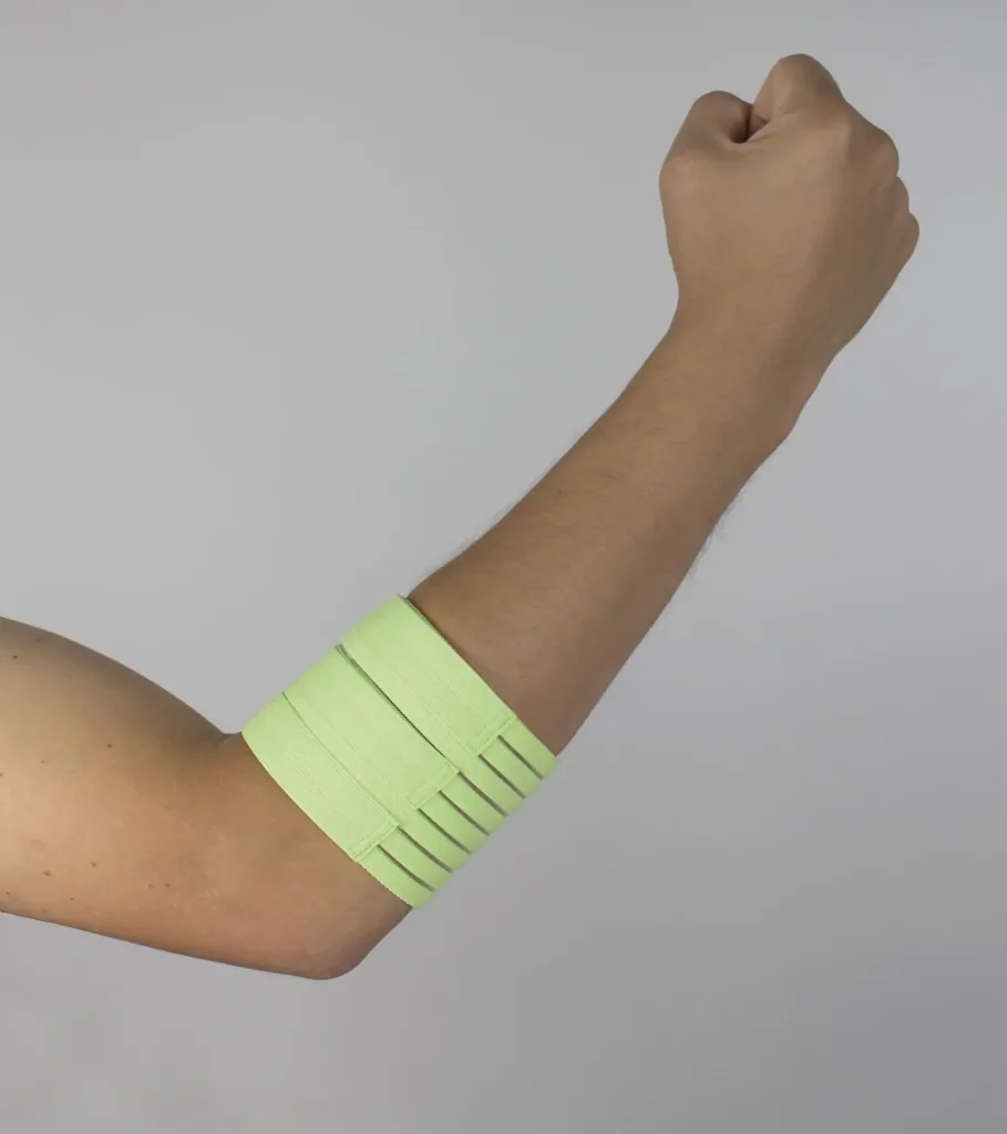 Ellenbogenbandage aus recyceltem Kunststoff