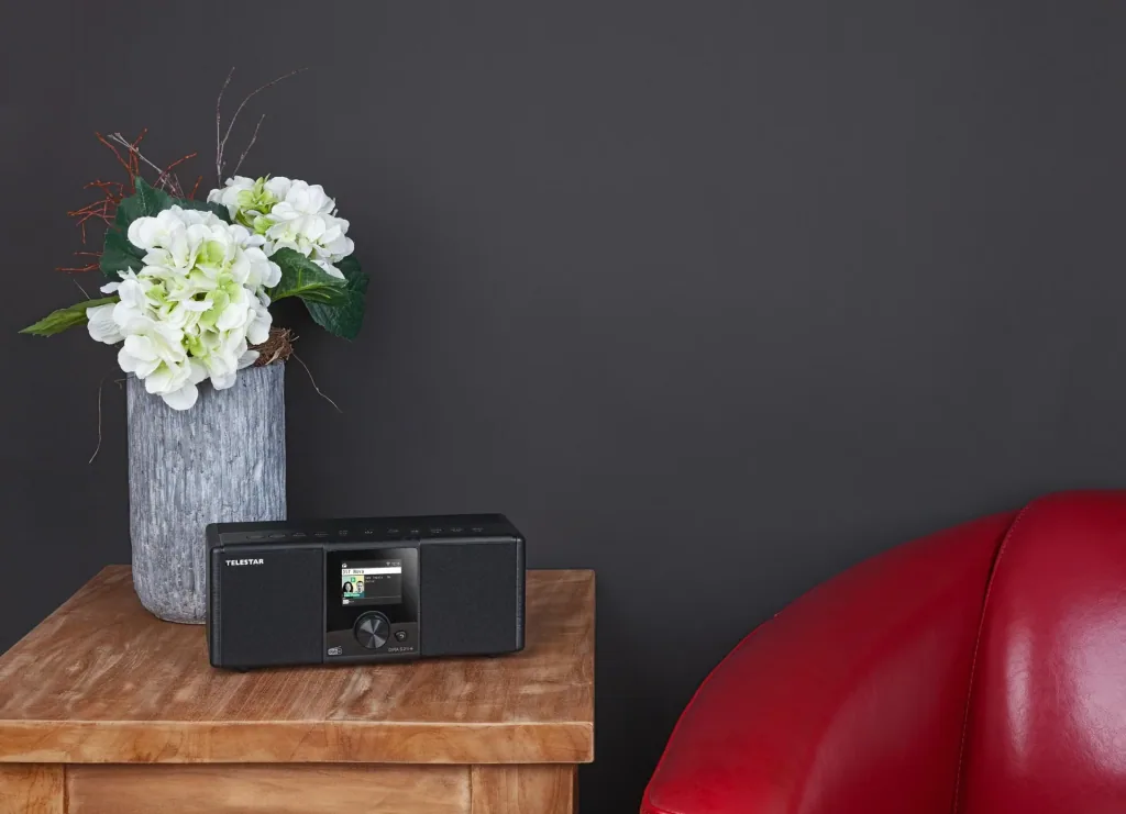 Multifunktions Stereoradio DIRA S21i+ UKW,DAB+, Internet, Wecker und USB Aufnahme, Bluetooth