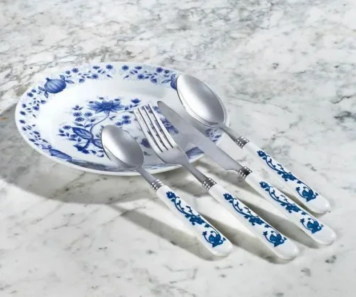 Besteck, 24tlg., Zwiebelmuster