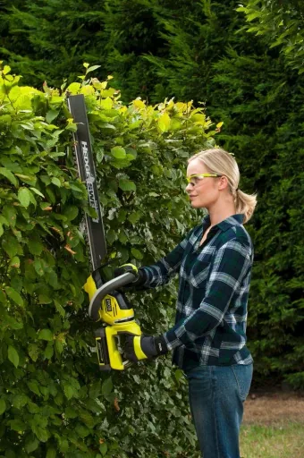 Akku-Heckenschere Max Power 36 V, Messerlänge 60 cm, inklusive 2 Ah Akku und Ladegerät