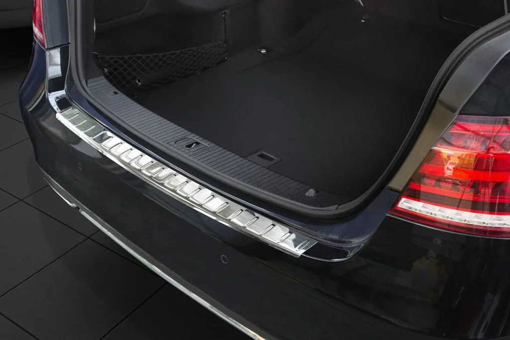 Ladekantenschutz für Mercedes E Klasse W212 FL Limousine, Baujahr 2013-2016