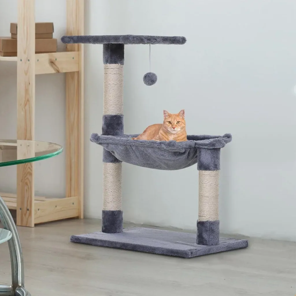 Katzenbaum mit Sisalsäulen beige
