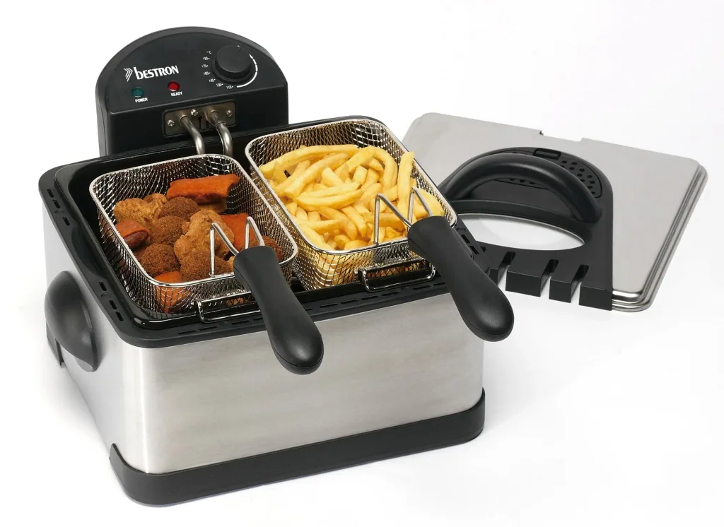 3 in 1 Fritteuse „DF 402 B“, Cool-Zone, Edelstahl gebürstet, Silberfarben/ Schwarz, 4,5 Liter, 2000 Watt