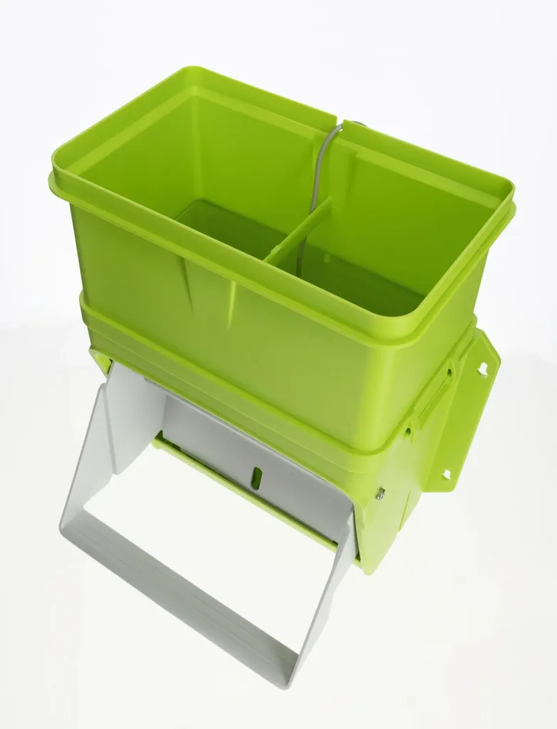 SmartCoop Futterdosierer mit Füllstandsensor