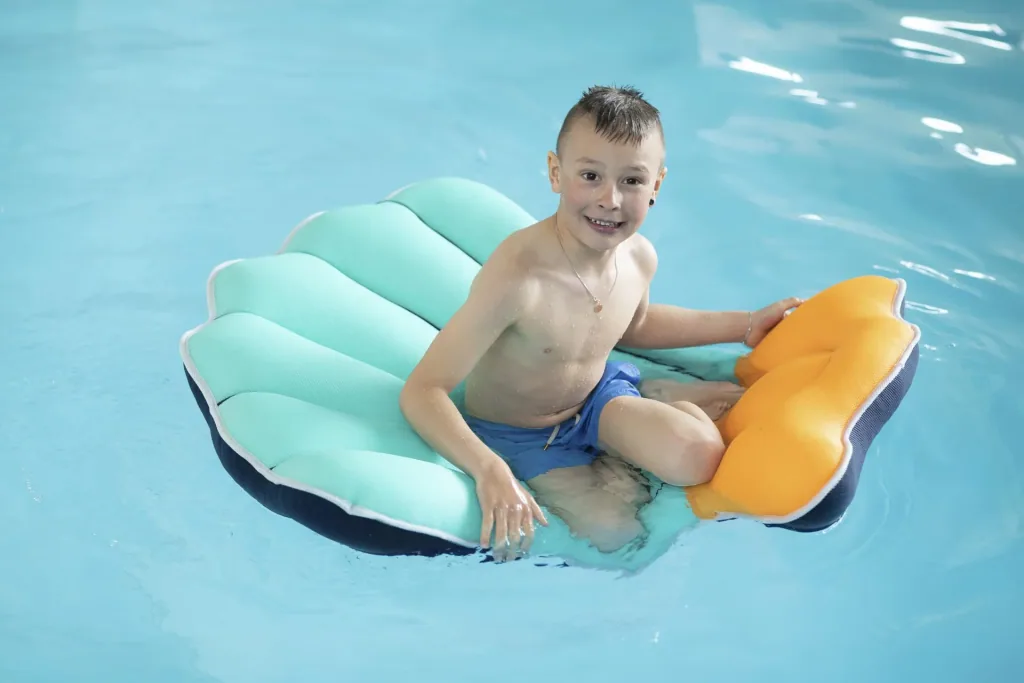 Pool Buddy Riesenmuschel türkis, orange
