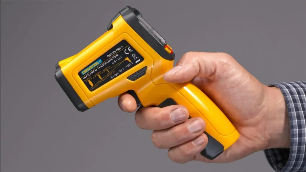 PAN IR-T800+ Profi-Infrarotthermometer 12:1, Infrarot-Temperaturmessung - 50°C - + 800°C mit Laser-Messkreis