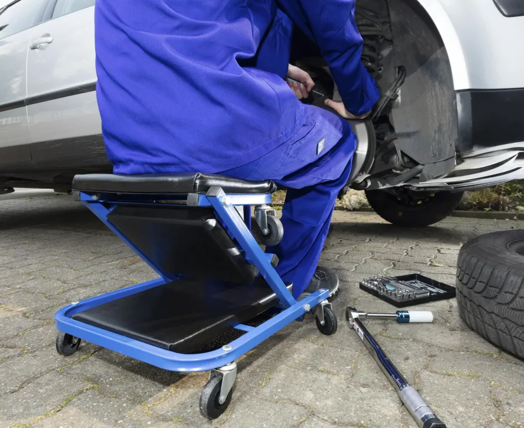 Montagehocker und Rollbrett 2 in 1